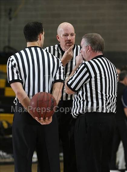 Thumbnail 3 in Bella Vista vs. Nevada Union (Common Good Classic) photogallery.