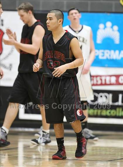 Thumbnail 3 in Bella Vista vs. Nevada Union (Common Good Classic) photogallery.