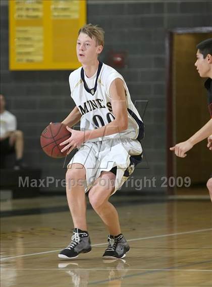 Thumbnail 2 in Bella Vista vs. Nevada Union (Common Good Classic) photogallery.