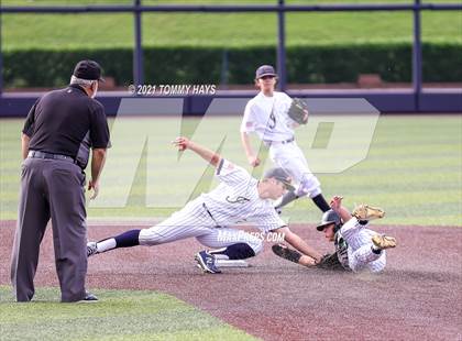 Thumbnail 3 in Southlake Carroll vs. Keller (UIL 6A Regional Final) photogallery.