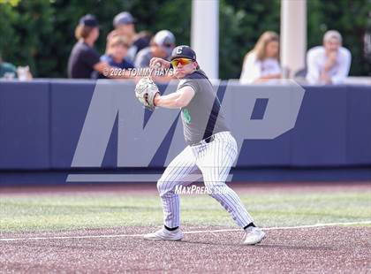 Thumbnail 1 in Southlake Carroll vs. Keller (UIL 6A Regional Final) photogallery.