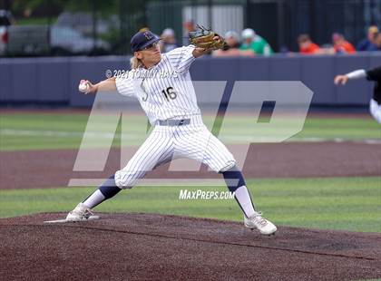 Thumbnail 3 in Southlake Carroll vs. Keller (UIL 6A Regional Final) photogallery.