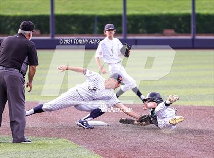 Thumbnail 2 in Southlake Carroll vs. Keller (UIL 6A Regional Final) photogallery.