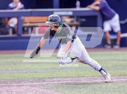 Thumbnail 2 in Southlake Carroll vs. Keller (UIL 6A Regional Final) photogallery.