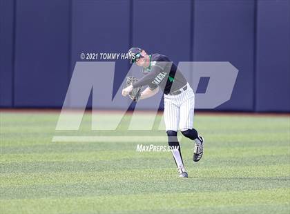 Thumbnail 3 in Southlake Carroll vs. Keller (UIL 6A Regional Final) photogallery.