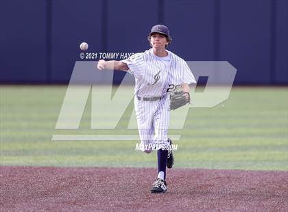 Thumbnail 1 in Southlake Carroll vs. Keller (UIL 6A Regional Final) photogallery.