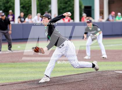 Thumbnail 1 in Southlake Carroll vs. Keller (UIL 6A Regional Final) photogallery.