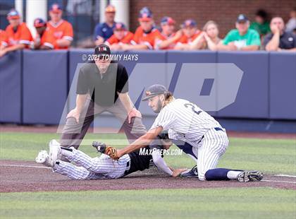 Thumbnail 3 in Southlake Carroll vs. Keller (UIL 6A Regional Final) photogallery.