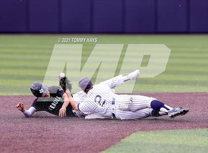 Thumbnail 3 in Southlake Carroll vs. Keller (UIL 6A Regional Final) photogallery.