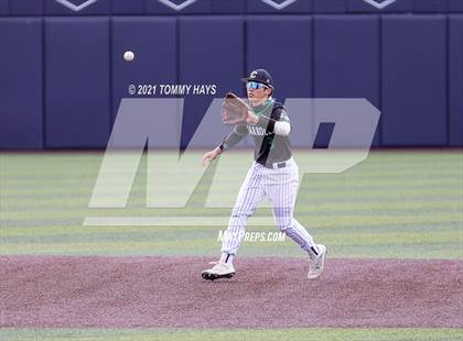 Thumbnail 1 in Southlake Carroll vs. Keller (UIL 6A Regional Final) photogallery.