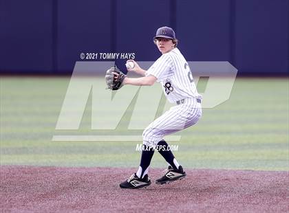 Thumbnail 3 in Southlake Carroll vs. Keller (UIL 6A Regional Final) photogallery.