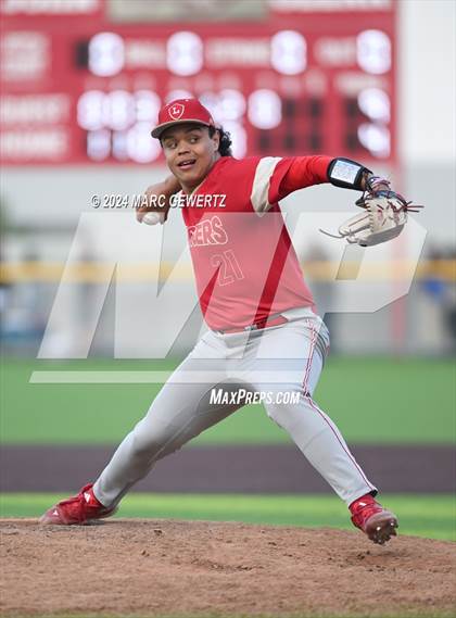 Thumbnail 2 in La Mirada vs. Orange Lutheran (CIF SS Division 1 Quarter Final) photogallery.