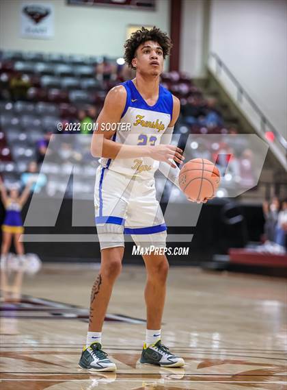 Thumbnail 2 in Frenship vs. Keller Central photogallery.