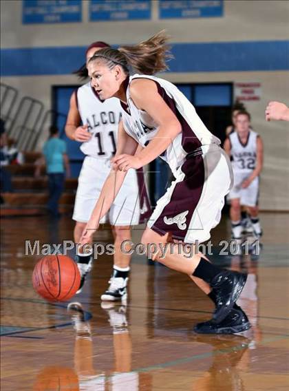 Thumbnail 3 in Alcoa vs Anderson County (Kroger Thanksgiving Classic) photogallery.