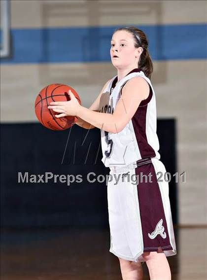 Thumbnail 1 in Alcoa vs Anderson County (Kroger Thanksgiving Classic) photogallery.
