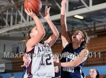 Thumbnail 3 in Alcoa vs Anderson County (Kroger Thanksgiving Classic) photogallery.