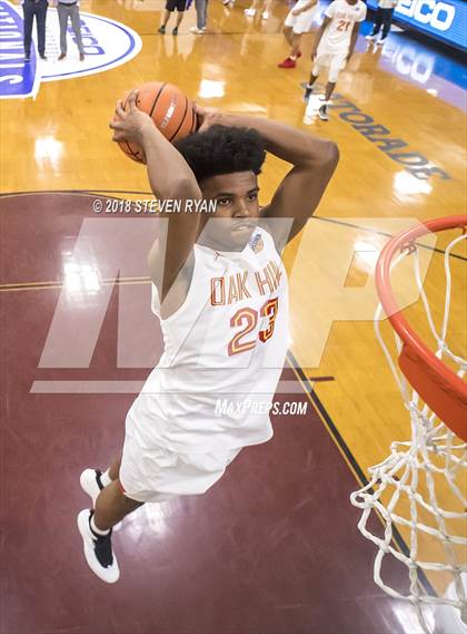 Thumbnail 1 in University vs. Oak Hill Academy (GEICO National Tournament Semifinal) photogallery.