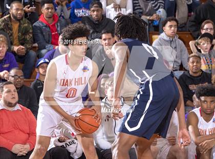 Thumbnail 1 in University vs. Oak Hill Academy (GEICO National Tournament Semifinal) photogallery.