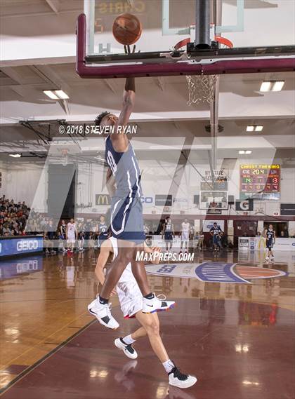 Thumbnail 3 in University vs. Oak Hill Academy (GEICO National Tournament Semifinal) photogallery.