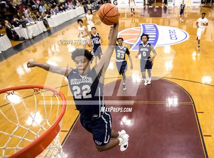 Thumbnail 3 in University vs. Oak Hill Academy (GEICO National Tournament Semifinal) photogallery.