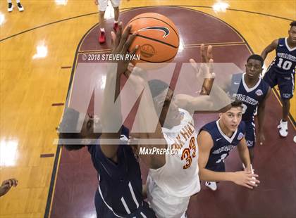 Thumbnail 3 in University vs. Oak Hill Academy (GEICO National Tournament Semifinal) photogallery.