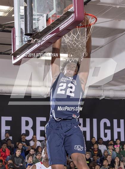 Thumbnail 2 in University vs. Oak Hill Academy (GEICO National Tournament Semifinal) photogallery.