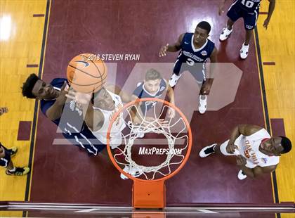 Thumbnail 1 in University vs. Oak Hill Academy (GEICO National Tournament Semifinal) photogallery.