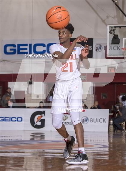 Thumbnail 2 in University vs. Oak Hill Academy (GEICO National Tournament Semifinal) photogallery.