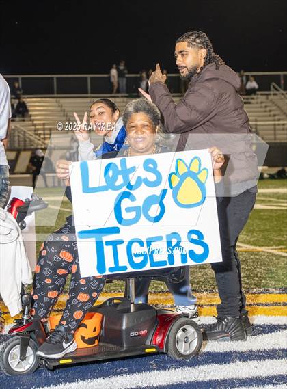 Thumbnail 2 in Ponderosa @ Inderkum photogallery.