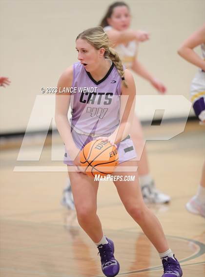 Thumbnail 2 in Littleton vs. Arvada West photogallery.