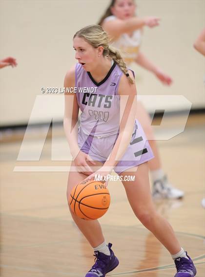 Thumbnail 3 in Littleton vs. Arvada West photogallery.