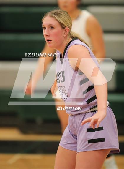 Thumbnail 3 in Littleton vs. Arvada West photogallery.