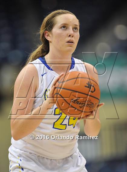 Thumbnail 2 in Crawford vs Grossmont (CIF SDS D4 Final) photogallery.
