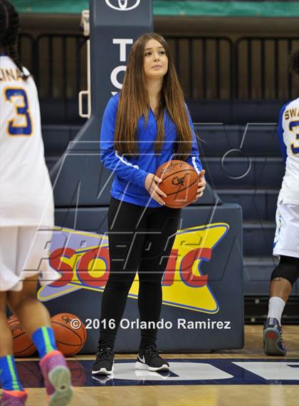 Thumbnail 2 in Crawford vs Grossmont (CIF SDS D4 Final) photogallery.