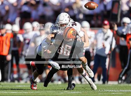 Thumbnail 1 in Erie vs. Chatfield (CHSAA 4A Final) photogallery.