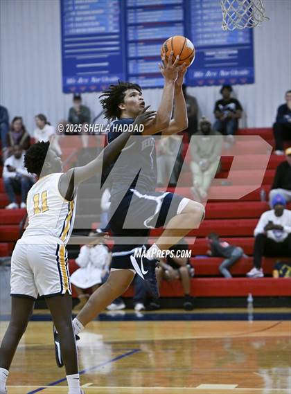 Thumbnail 3 in Winter Haven vs Berkeley Prep. (SunBash Tourney) photogallery.