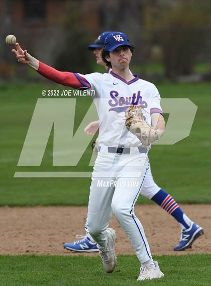 Thumbnail 1 in Jamestown @ Williamsville South photogallery.