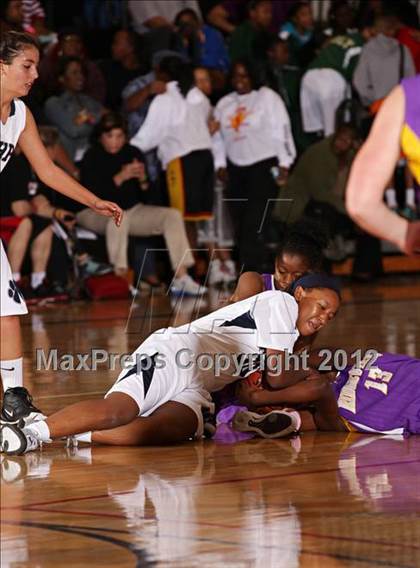 Thumbnail 1 in Rolling Hills Prep vs. Ridgeview (Real Run Classic) photogallery.