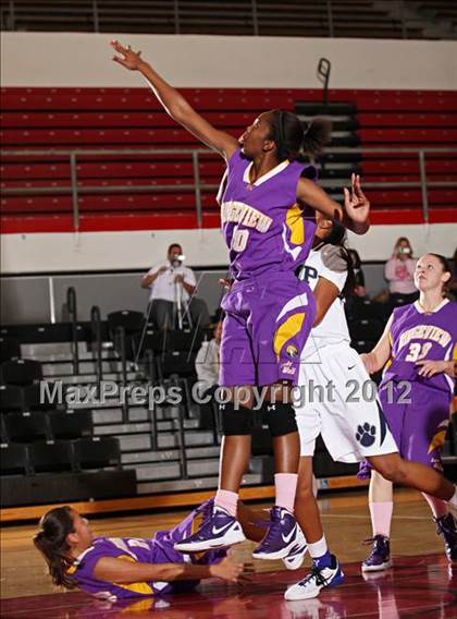 Thumbnail 3 in Rolling Hills Prep vs. Ridgeview (Real Run Classic) photogallery.