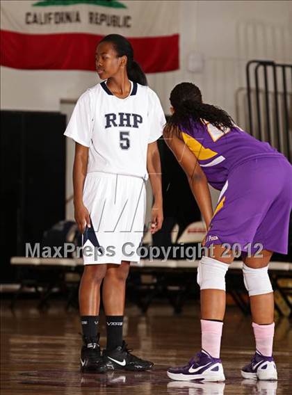 Thumbnail 1 in Rolling Hills Prep vs. Ridgeview (Real Run Classic) photogallery.