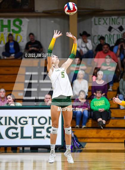 Thumbnail 3 in Lexington vs Lorena photogallery.