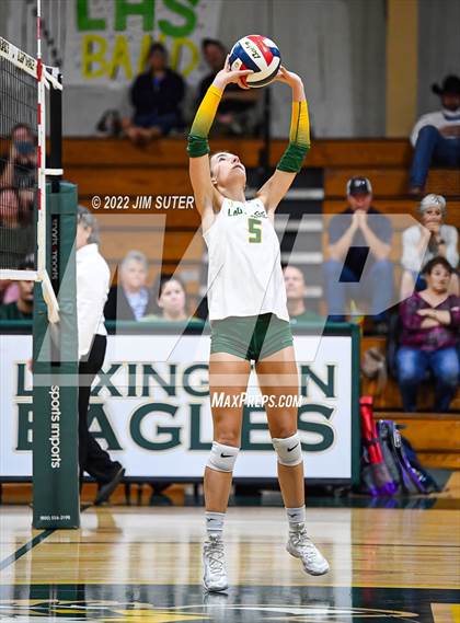 Thumbnail 1 in Lexington vs Lorena photogallery.