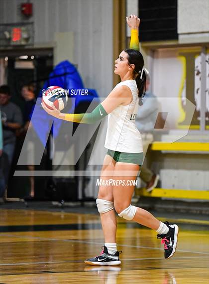 Thumbnail 3 in Lexington vs Lorena photogallery.