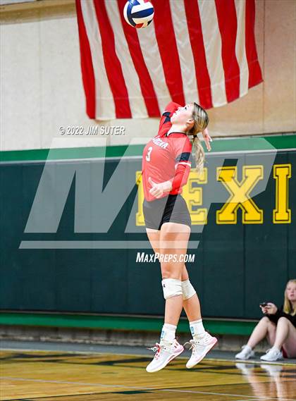 Thumbnail 1 in Lexington vs Lorena photogallery.
