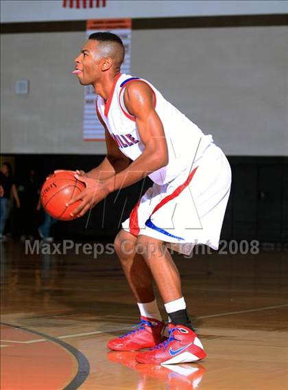 Thumbnail 2 in Duncanville vs. Atascocita (McDonald’s Texas Invitational) photogallery.