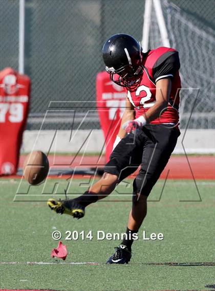 Thumbnail 1 in St. Vincent de Paul @ Salesian College Preparatory (CIF NCS D5 Playoffs) photogallery.