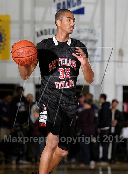 Thumbnail 2 in Antelope vs. Bullard (Gridley Invitational Basketball Tournament) photogallery.