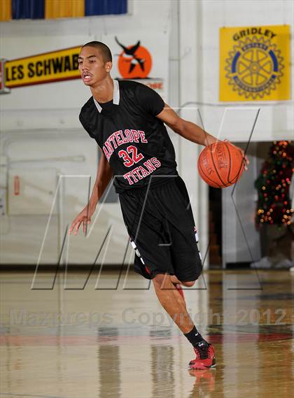 Thumbnail 3 in Antelope vs. Bullard (Gridley Invitational Basketball Tournament) photogallery.