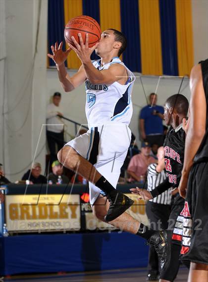 Thumbnail 3 in Antelope vs. Bullard (Gridley Invitational Basketball Tournament) photogallery.