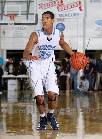 Thumbnail 3 in Antelope vs. Bullard (Gridley Invitational Basketball Tournament) photogallery.